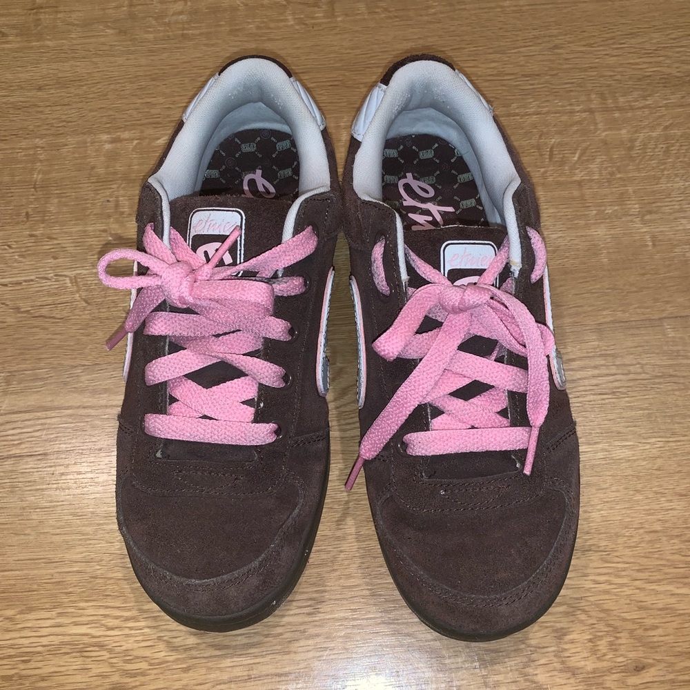 Etnies Callicut shoes brown and pink size 8.5